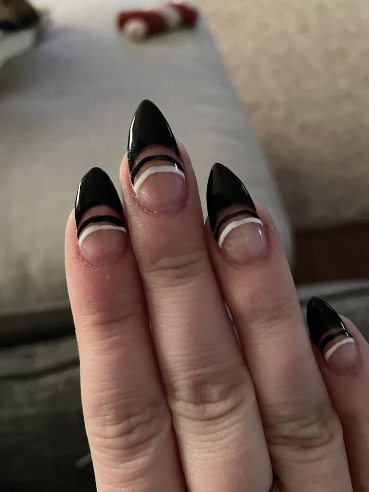 HAPPY NAILS Updated August 2024 19 Photos & 33 Reviews 3418 8th St SW, Altoona, Iowa