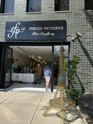 Le French Patisserie by null
