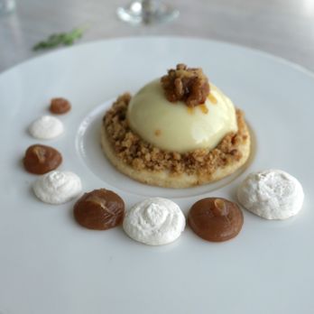 Heirloom Restaurant - Banana pie-what a disappointment - New American Near Me - Chautauqua, New York
