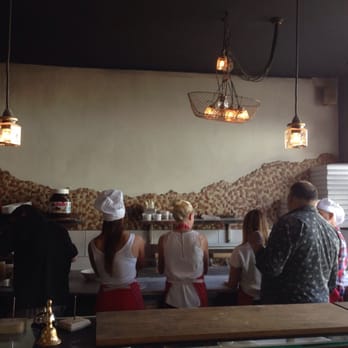 Puntino Trattoria - Pizza making class - Italian Near Me - Woolloomooloo, NSW