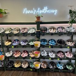 Nana's Apothecary - Selection of over 100 bath bomb styles