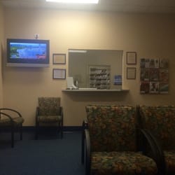 Southeastern Spine Center & Research Institute - Waiting room
