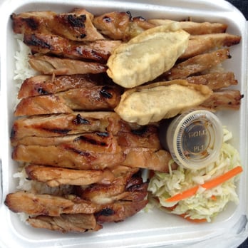 Toshi's Teriyaki - Sliced chicken lunch special for $6.99 before tax - Japanese Near Me - Kirkland, Washington