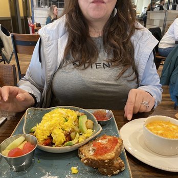 First Watch - Breakfast & Brunch Near Me - Nashville, Tennessee