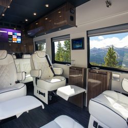 JCS Luxury Transportation