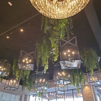Tuscan Kitchen Salem - Stunning decor - Italian Near Me - Salem, New Hampshire