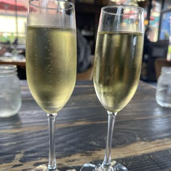 peasants FEAST - Bubbles!!! - American Near Me - Solvang, California peasants FEAST - Bubbles!!! - American Near Me - Solvang, California