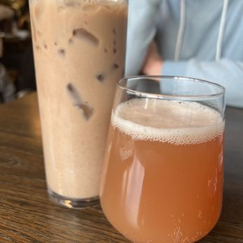 Oak Hill Post - Iced Chai latte & whatever was on special. Both very good! - New American Near Me - Pittsburgh, Pennsylvania