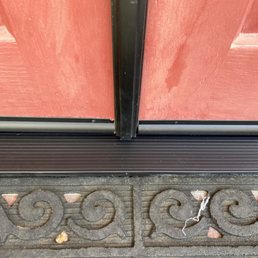 Threshold without gaps