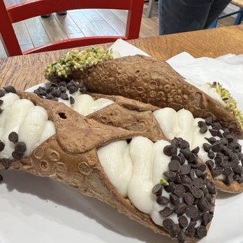 Ammu Cannoli Espressi Siciliani - Amazing cannolis - Patisserie/Cake Shop Near Me - Milan, Michigan Ammu Cannoli Espressi Siciliani - Amazing cannolis - Patisserie/Cake Shop Near Me - Milan, Michigan
