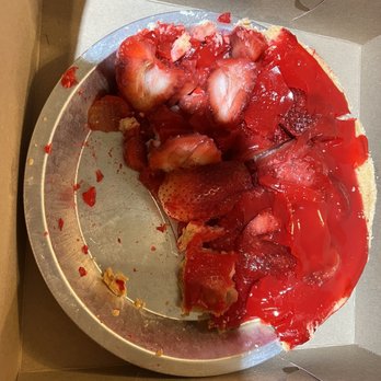 Pie 'n Burger - Fresh strawberry pie from Pie & Burger in Pasadena - Burgers Near Me - Pasadena, California Pie 'n Burger - Fresh strawberry pie from Pie & Burger in Pasadena - Burgers Near Me - Pasadena, California