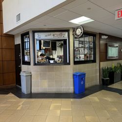 Lyd’s Café - Exterior