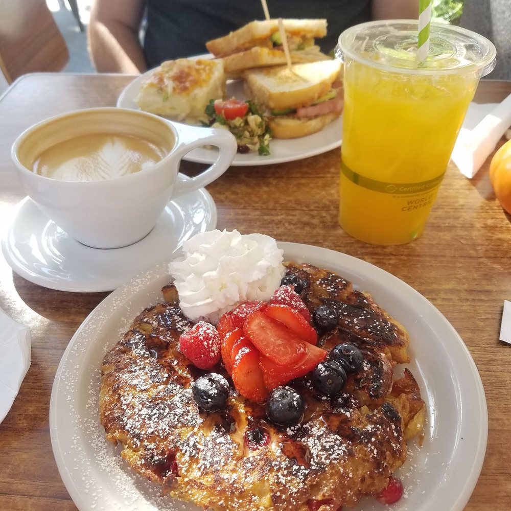 Le Coffee Shop - Croissant french toast - Breakfast & Brunch Near Me - Temecula, California Le Coffee Shop - Croissant french toast - Breakfast & Brunch Near Me - Temecula, California