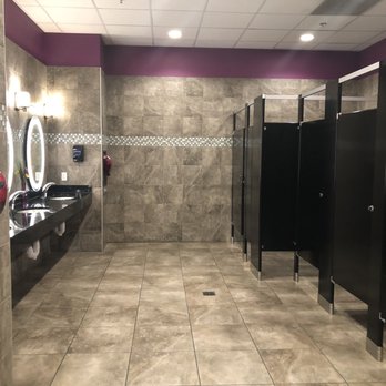 Planet Fitness - Gyms Near Me - Bakersfield, California Planet Fitness - Gyms Near Me - Bakersfield, California