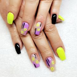 Tahoe Nail Girl - Spring nail