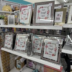 dd's Discounts - ......