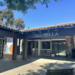 Exterior outside entrance of Ciao Bella Salon - Hi we are here in this salon for your beauty! - Alamo, California Exterior outside entrance of Ciao Bella Salon - Hi we are here in this salon for your beauty! - Alamo, California