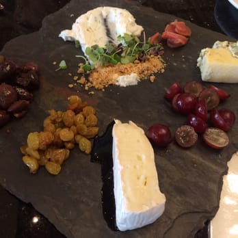 Belle Fiore Winery - Cheese Platter - Wine Tours Near Me - Ashland, Oregon Belle Fiore Winery - Cheese Platter - Wine Tours Near Me - Ashland, Oregon