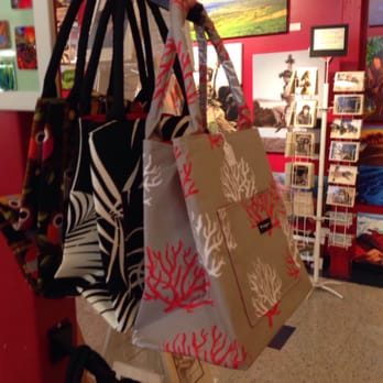 Ui Gallery - Art Galleries Near Me - Kahului, Hawaii