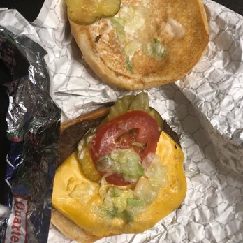 Braum's - Fast Food Near Me - Burleson, Texas