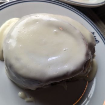 Rye Leawood - Cinnamon Roll - New American Near Me - Leawood, Kansas