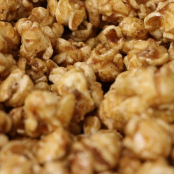 Oodlesmack Popcorn - Caramel Apple Pie - Popcorn Shops Near Me - Wisconsin Dells, Wisconsin Oodlesmack Popcorn - Caramel Apple Pie - Popcorn Shops Near Me - Wisconsin Dells, Wisconsin