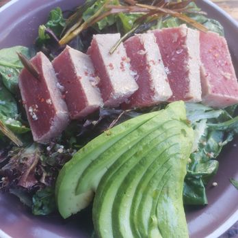 Ubuntu Cafe - Ahi Tuna - Cafes Near Me - Long Beach, California