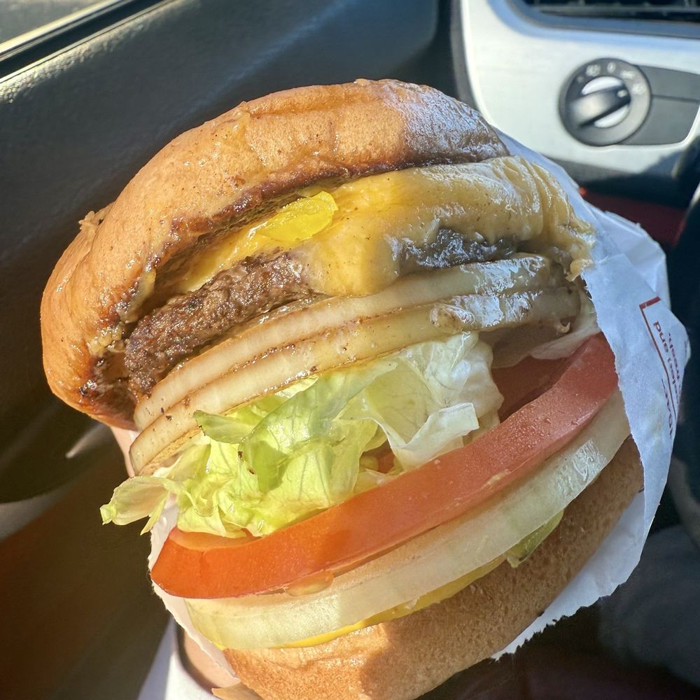 In-N-Out Burger - Double double - Burgers Near Me - Oxnard, California In-N-Out Burger - Double double - Burgers Near Me - Oxnard, California
