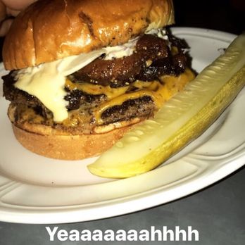 Au Cheval - Single bacon cheeseburger. Unbelievable!! 5 stars. - Bars Near Me - Chicago, Illinois Au Cheval - Single bacon cheeseburger. Unbelievable!! 5 stars. - Bars Near Me - Chicago, Illinois