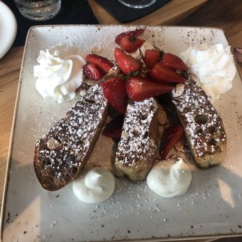 Canvas - Strawberry Cheese Cake French Toast - New American Near Me - Orlando, Florida Canvas - Strawberry Cheese Cake French Toast - New American Near Me - Orlando, Florida