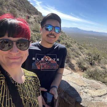Gates Pass - Hiking Near Me - Tucson, Arizona