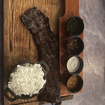 La Vida Misma Restaurant & Bar - 12oz Skirt Steak with Jasmine Rice - Argentine Near Me - Kendall, Florida La Vida Misma Restaurant & Bar - 12oz Skirt Steak with Jasmine Rice - Argentine Near Me - Kendall, Florida