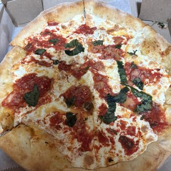 Vesuvio Restaurant and Pizzeria - Margherita Pizza for one - Pizza Near Me - Brooklyn, New York Vesuvio Restaurant and Pizzeria - Margherita Pizza for one - Pizza Near Me - Brooklyn, New York