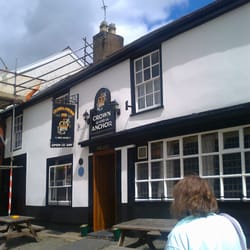 crown and anchor