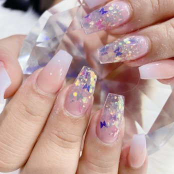 Grand Nails Lounge - Nail Salons Near Me - Glendale, Arizona