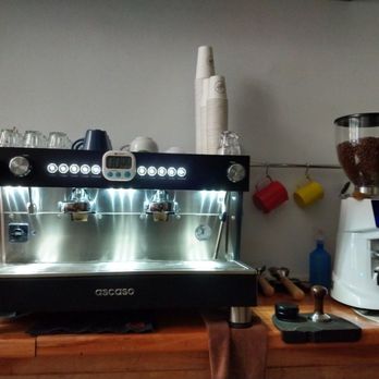 Zelva Coffee & Tea - Nuestro equipamiento! Ascaso y café de Bolivia tostado por Ninina. - Coffee & Tea Near Me - Buenos Aires, C