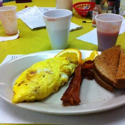 Islamorada Moose Lodge - Ham veggie and cheese omelet