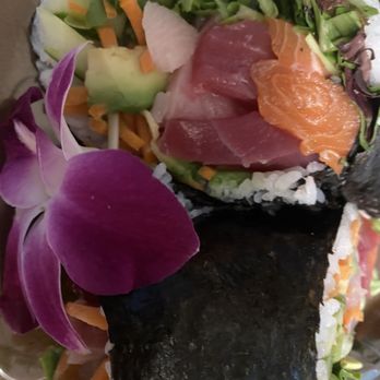 Wave Sushi - Pacific burrito - Asian Fusion Near Me - Maitland, Florida
