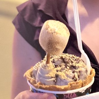 IcyRolls - Cookie Monster - Ice Cream & Frozen Yogurt Near Me - San Marcos, Texas