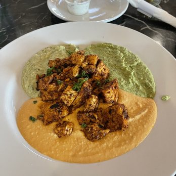 Pita Jungle - Chicken with hummus trio - Mediterranean Near Me - Phoenix, Arizona