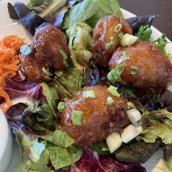 Variable Cafe - Get the drunken cauliflower. - Vegan Near Me - Los Angeles, California Variable Cafe - Get the drunken cauliflower. - Vegan Near Me - Los Angeles, California