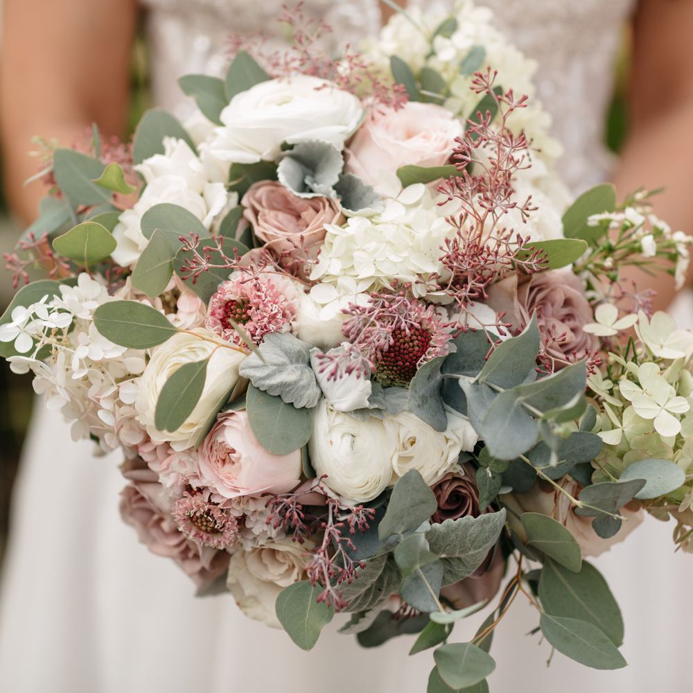 Miki's Flowers - Bridal Bouquet - Party Supplies Near Me Miki's Flowers - Bridal Bouquet - Party Supplies Near Me