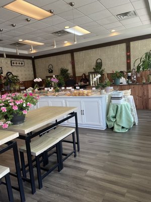 Tea Zone Bakery & Cafe by null