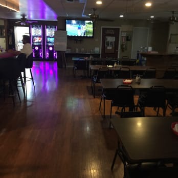 Stockdale Moose Lodge - Bar overflow area. - Community Service/Non-Profit Near Me - Bakersfield, California Stockdale Moose Lodge - Bar overflow area. - Community Service/Non-Profit Near Me - Bakersfield, California