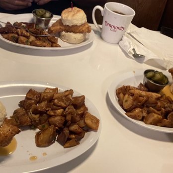 Sawyer & Co - Chicken & biscuit with potatoes, potatoes were not crispy, chicken n biscuit was good! - Diners Near Me - Austin, Texas Sawyer & Co - Chicken & biscuit with potatoes, potatoes were not crispy, chicken n biscuit was good! - Diners Near Me - Austin, Texas