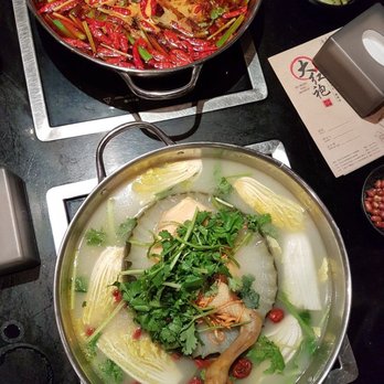 大紅袍火鍋料理 - 金屋藏嬌, chicken in winter melon soup base, satay and mala spicy soup base - Hot Pot Near Me - Hong Kong, HK