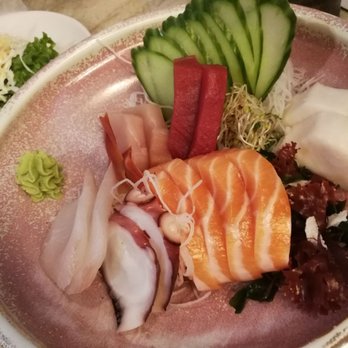 Spoon and Fork Corner - 16 piece sashimi platter - Japanese Near Me - Mississauga, Ontario