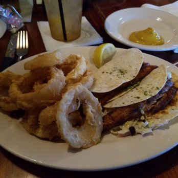 Marshside Grill - Fish tacos and onion rings - Seafood Near Me - Brunswick, Georgia