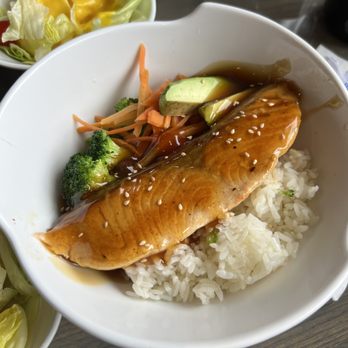 Emoji Sushi  - Salmon Teriyaki Lunch Bowl - Sushi Bars Near Me - Abington, Pennsylvania