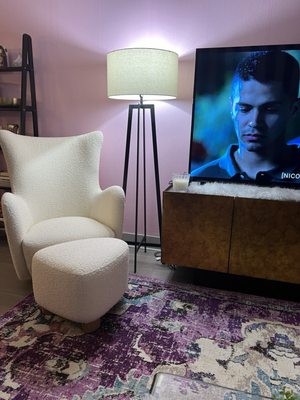 Crate & Barrel by null